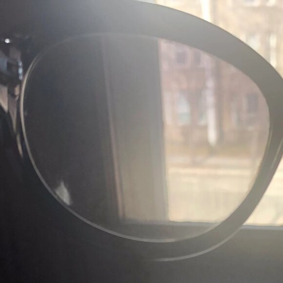 Early 2000 Givenchy large black sunglasses, like Audrey Hepburn's - Picture 3 of 4